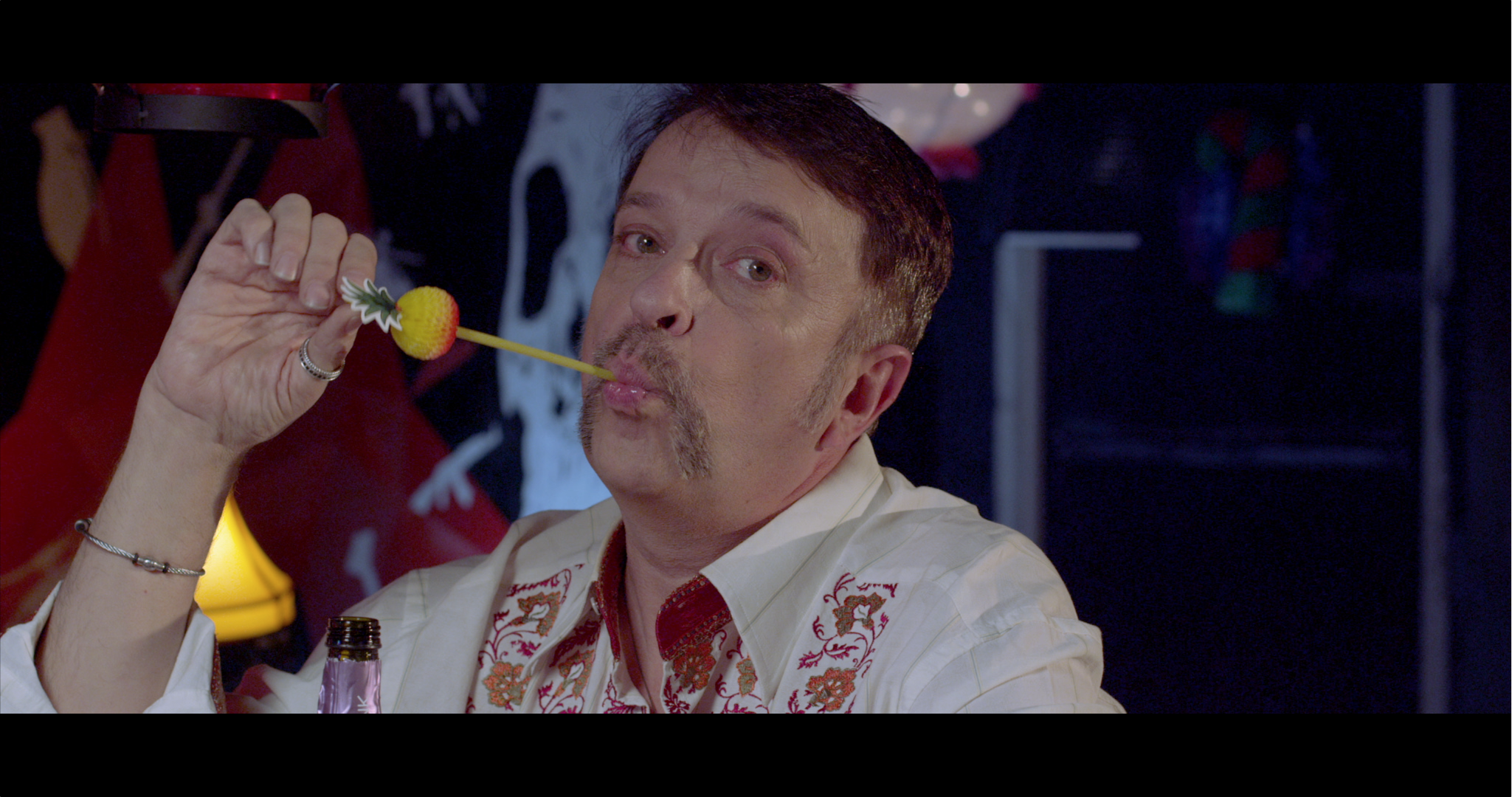 TÚ. YO. BAÑO. SEXO. AHORA. a film by Francisco Lupini Basagoiti Starring Miguel Belmonte, Puy Navarro, Francisco Fuertes, Bautista Duarte and Mauricio Pita.