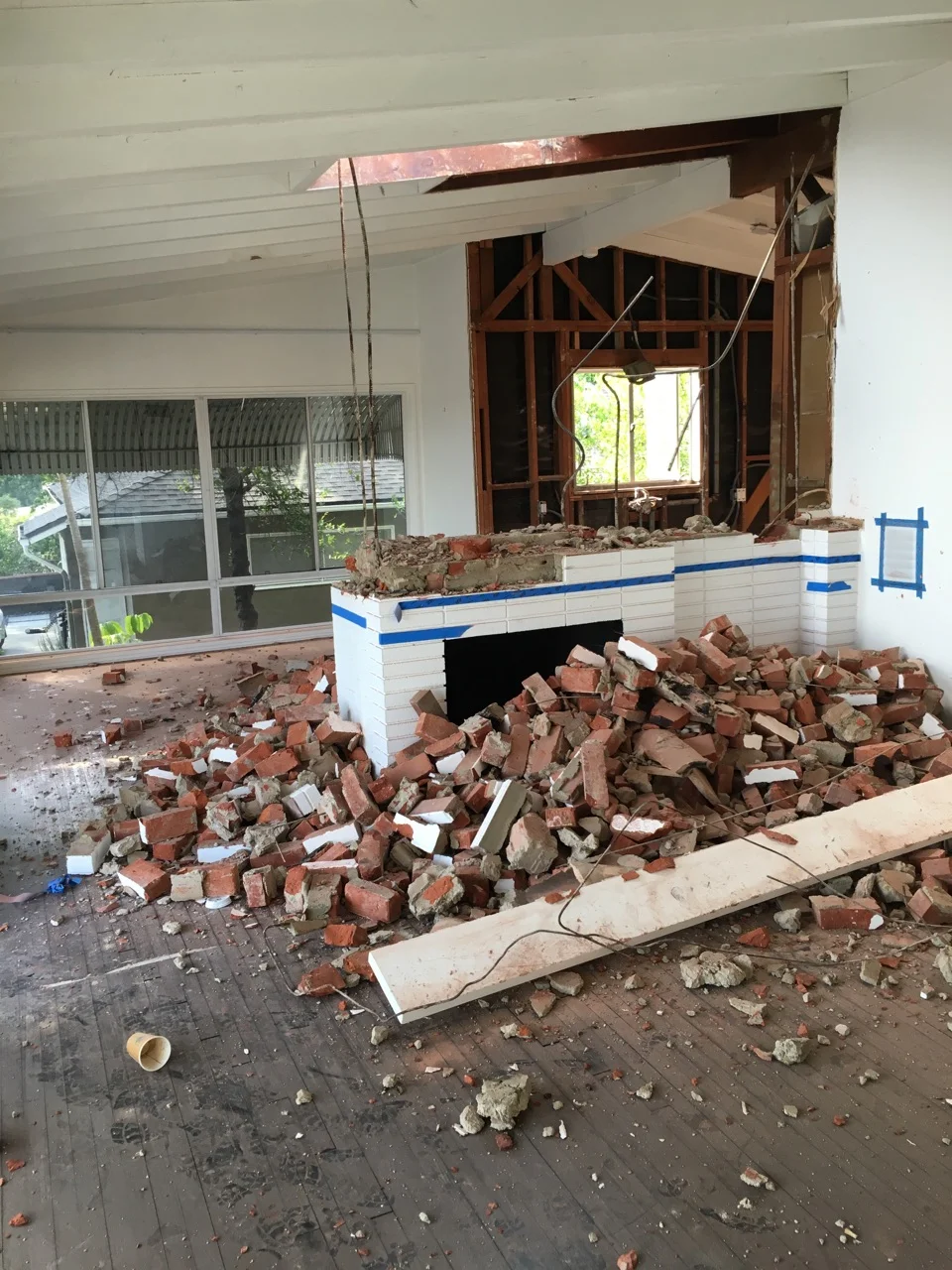 CONSTRUCTION PHOTO