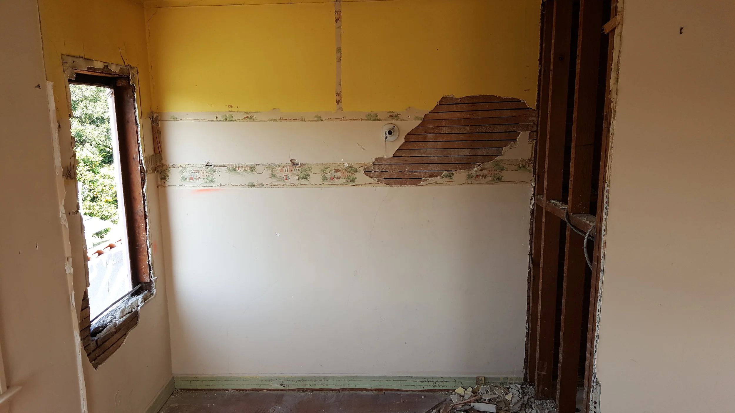 DEMOLITION PHOTO