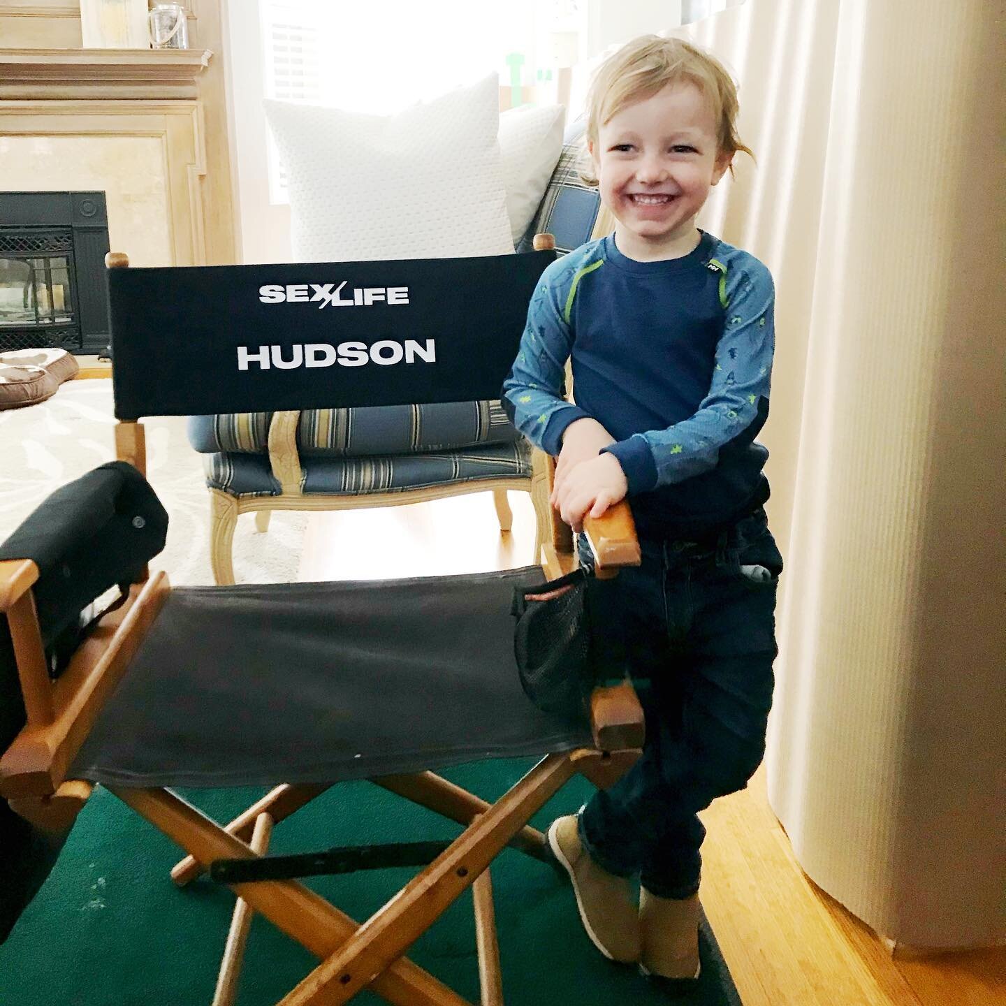 I got this chair on set. Did you know it had pockets!? I liked to put my water bottle there and trucks. I had toys to play with on set! Legos and dinosaurs! I even got to keep some when we wrapped! #onset #onsetlife #actorslife @sexlife #childactor #
