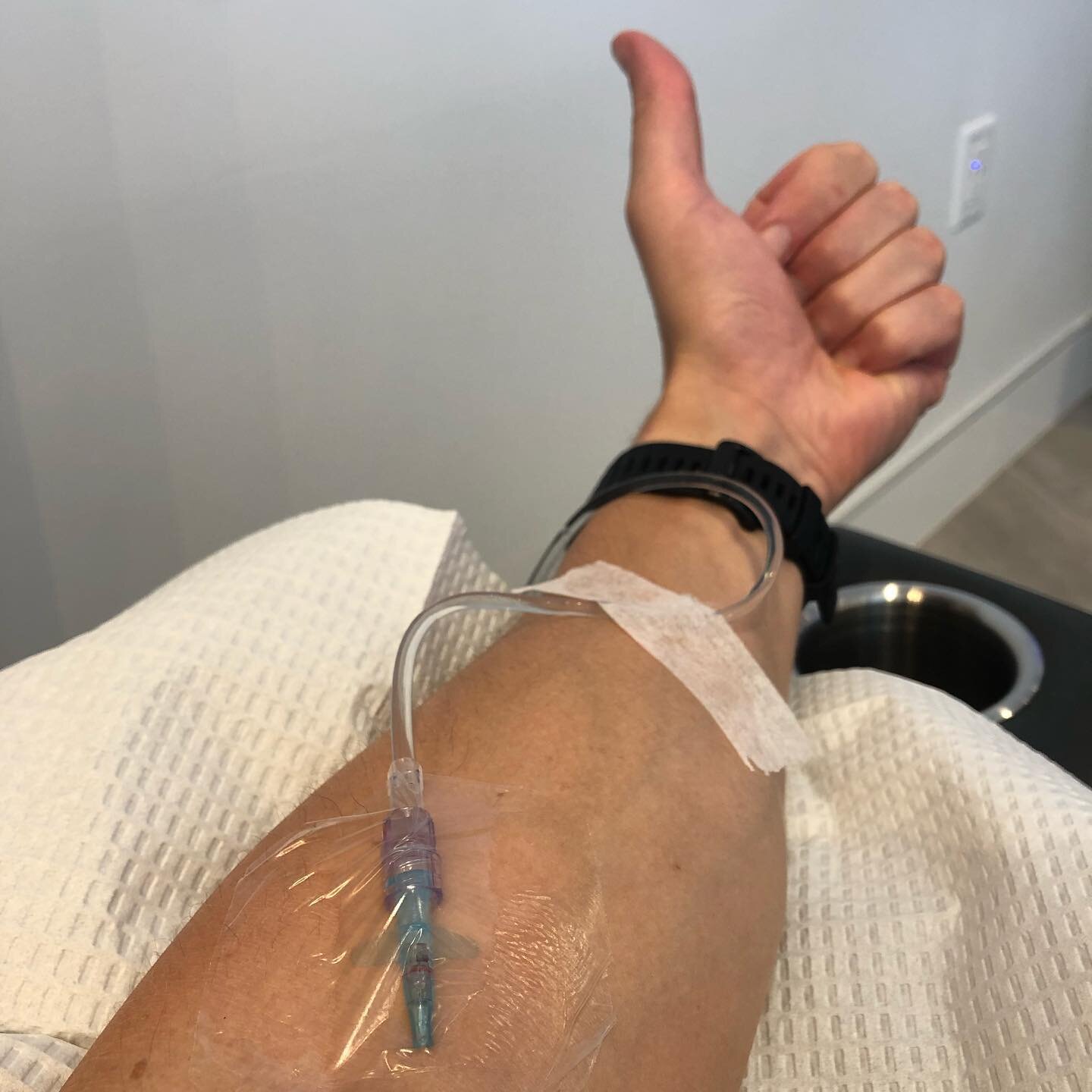 I am currently having a great work trip to the US at #DTECH2020, complete with a bit of #biohacker fun with @next_health during my layover in #LA.  During my visit, I had my first ever #VitaminIV treatment, with an aim to boost my #immunity whilst I 