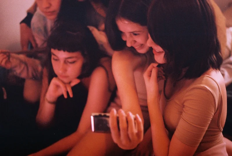 Petra Collins, from Selfie series, c.2013,© 2017 PETRA COLLINS. http://www.petracollins.com/selfie/