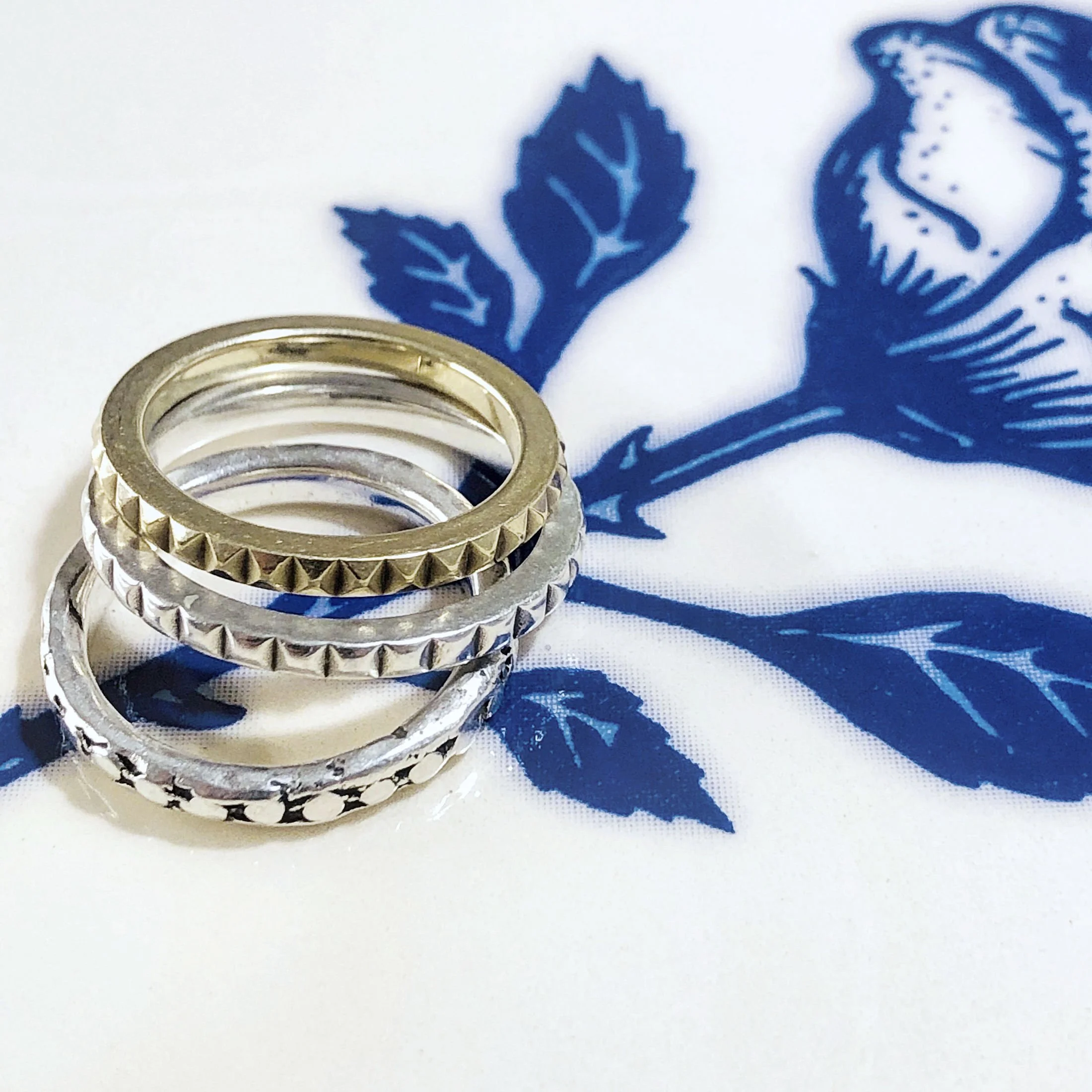 Pyramiden Ring