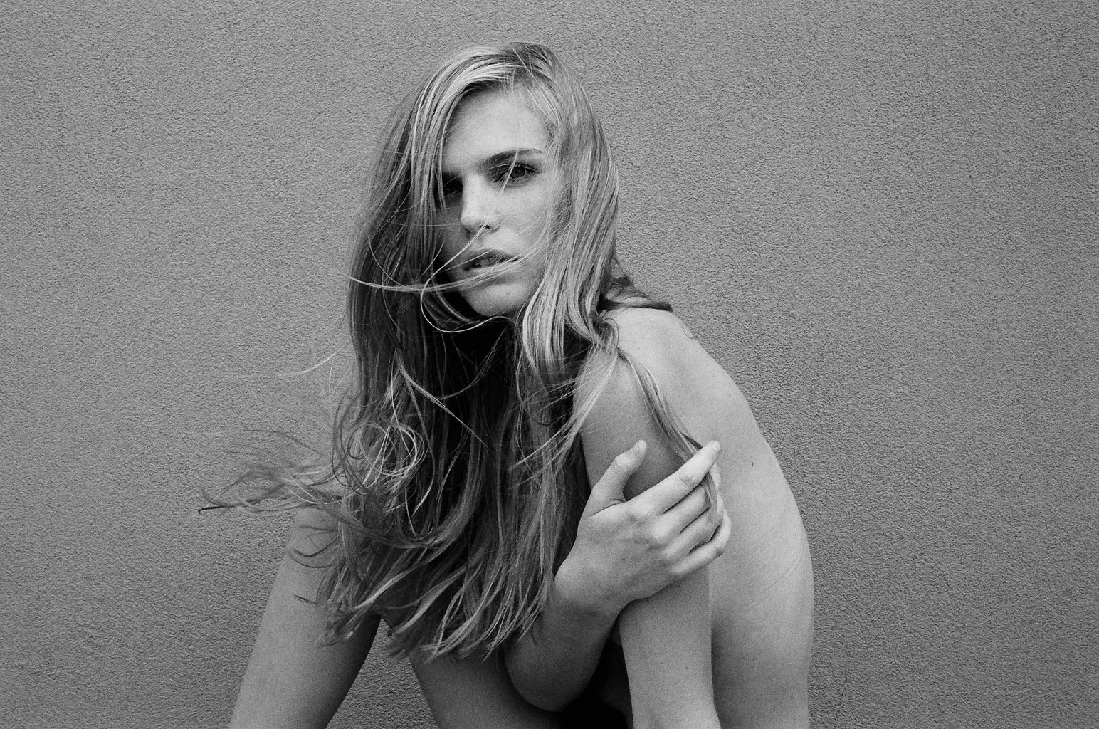 52090004bw.jpg