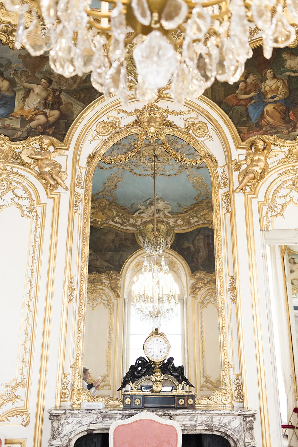 Le Marais Paris -With Travellur (Copy)