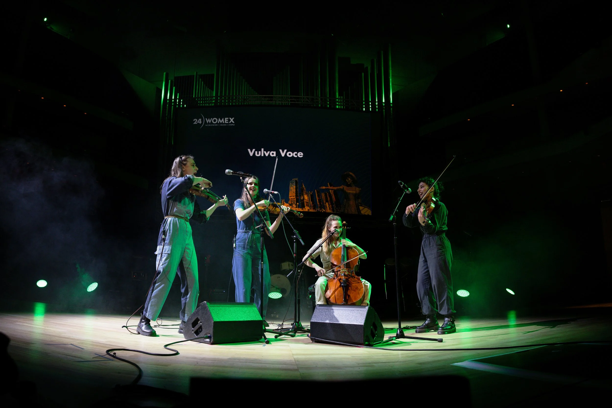 VulvaVoce_CreditRachelBywaterPhotography[2].jpg