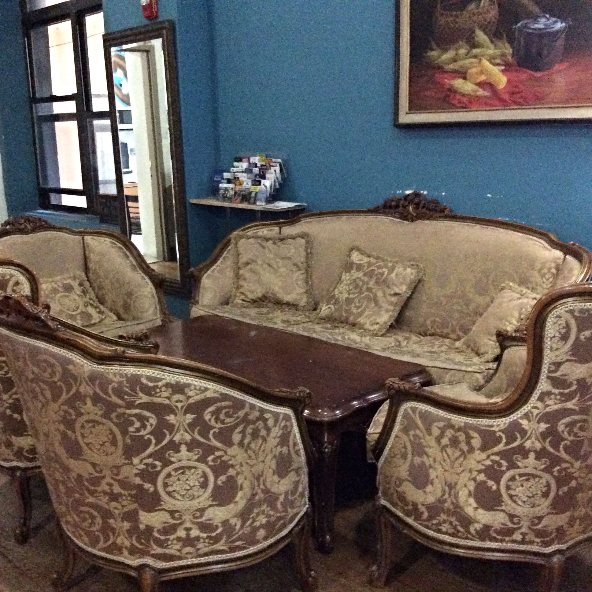 A shot of the common area where the students spent their free time while at the New York Moore Hostel.