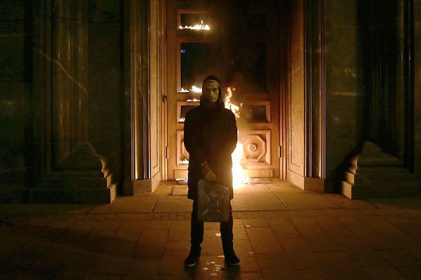 "Russian Artist Pyotr Pavlensky Donates His Human Rights Award to Imprisoned "