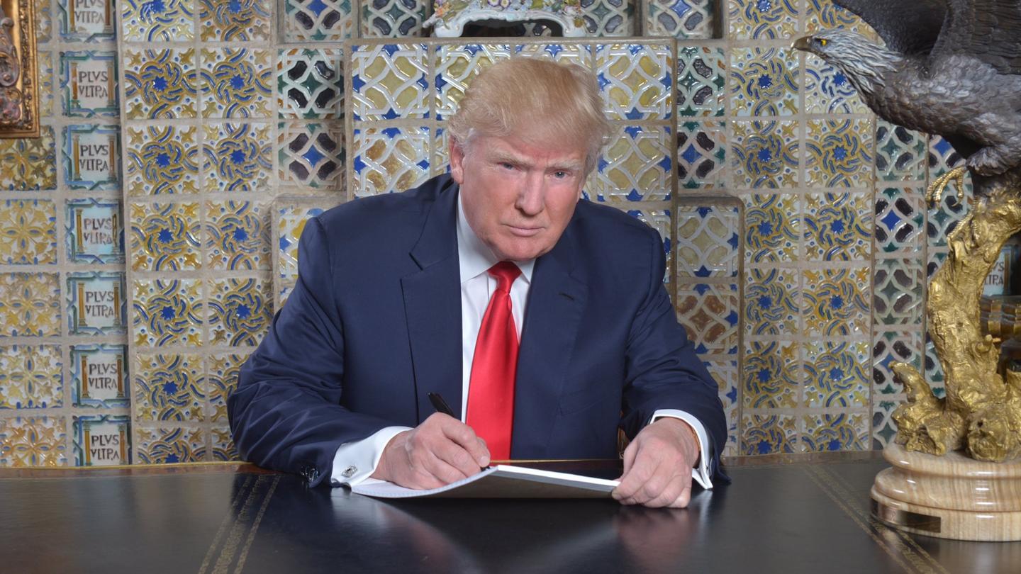 "Let’s Spend a Few Minutes with This Photo of Donald Trump, Shall We"