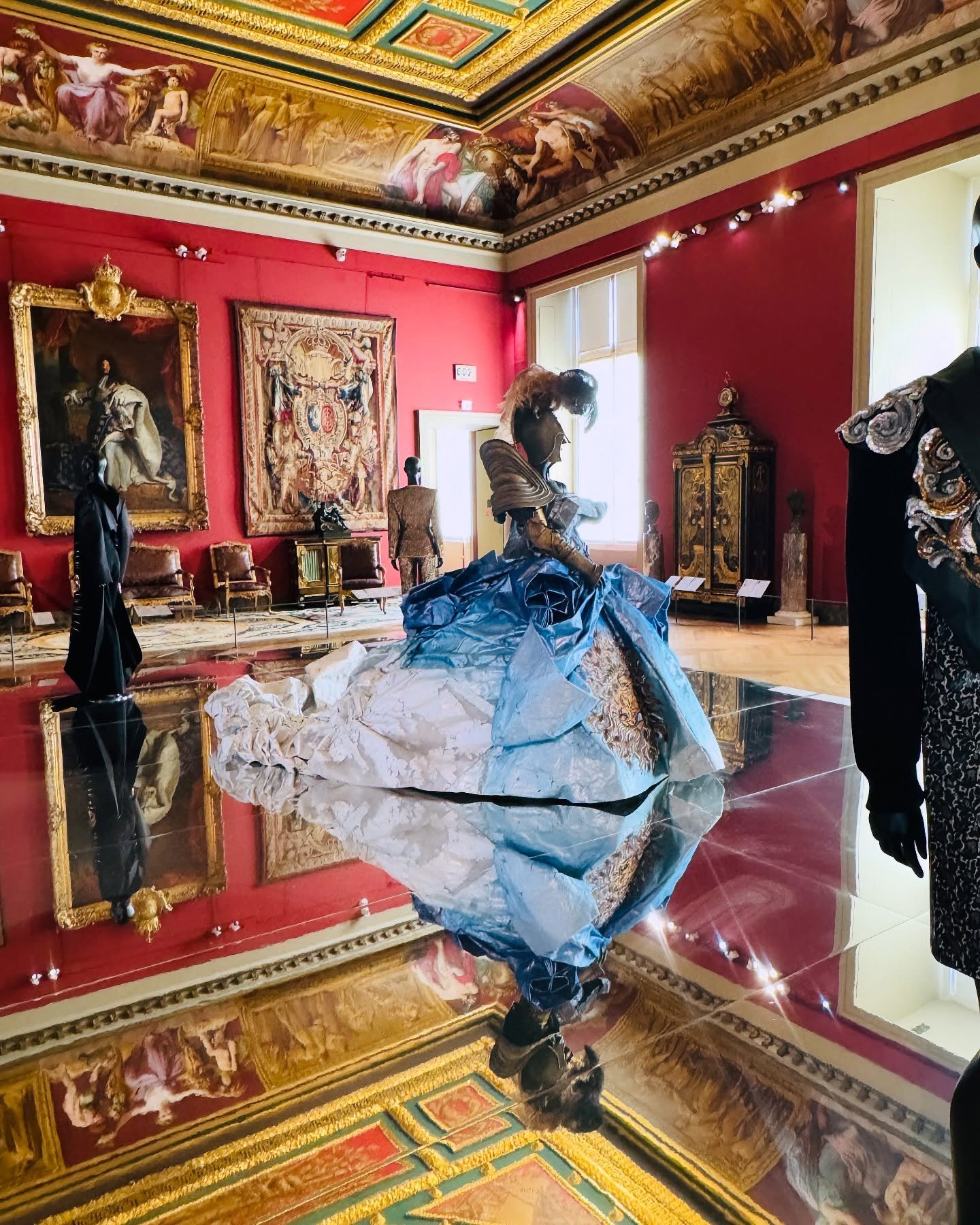 If I could pick one couture creation from the Louvre Couture exhibition I posted about earlier, this John Galliano for Christian Dior gown from his Fall 2006 haute couture collection would be it! Inspired by the court of Louis XIV and many of its mos