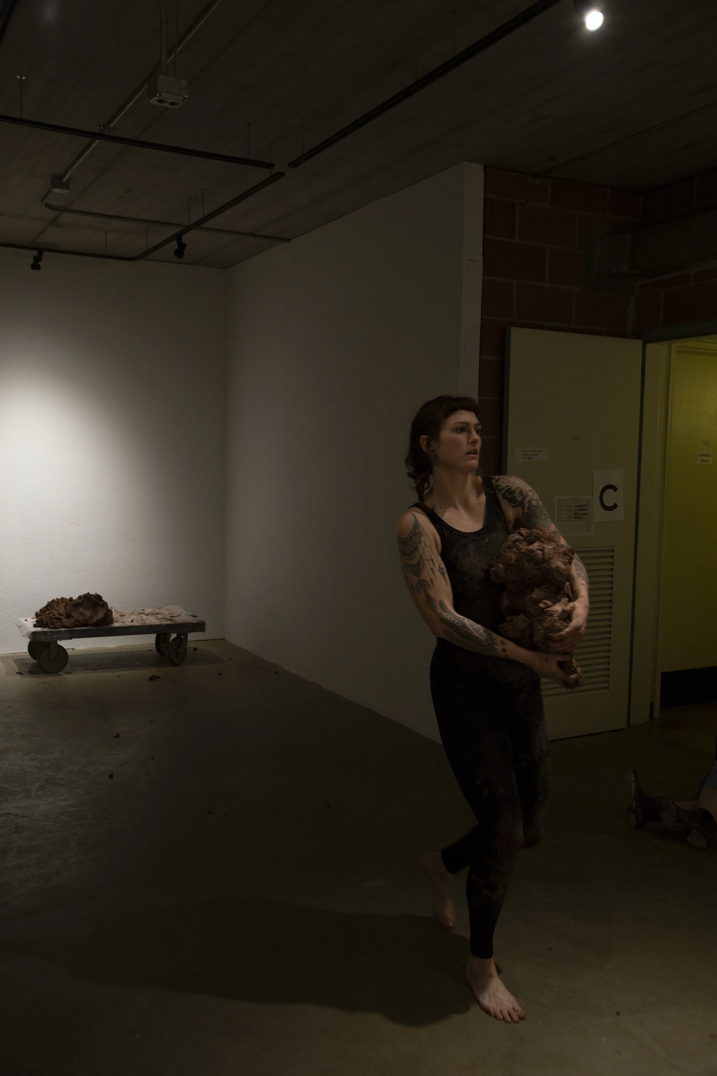 KELLE Clay threshold_215.jpg