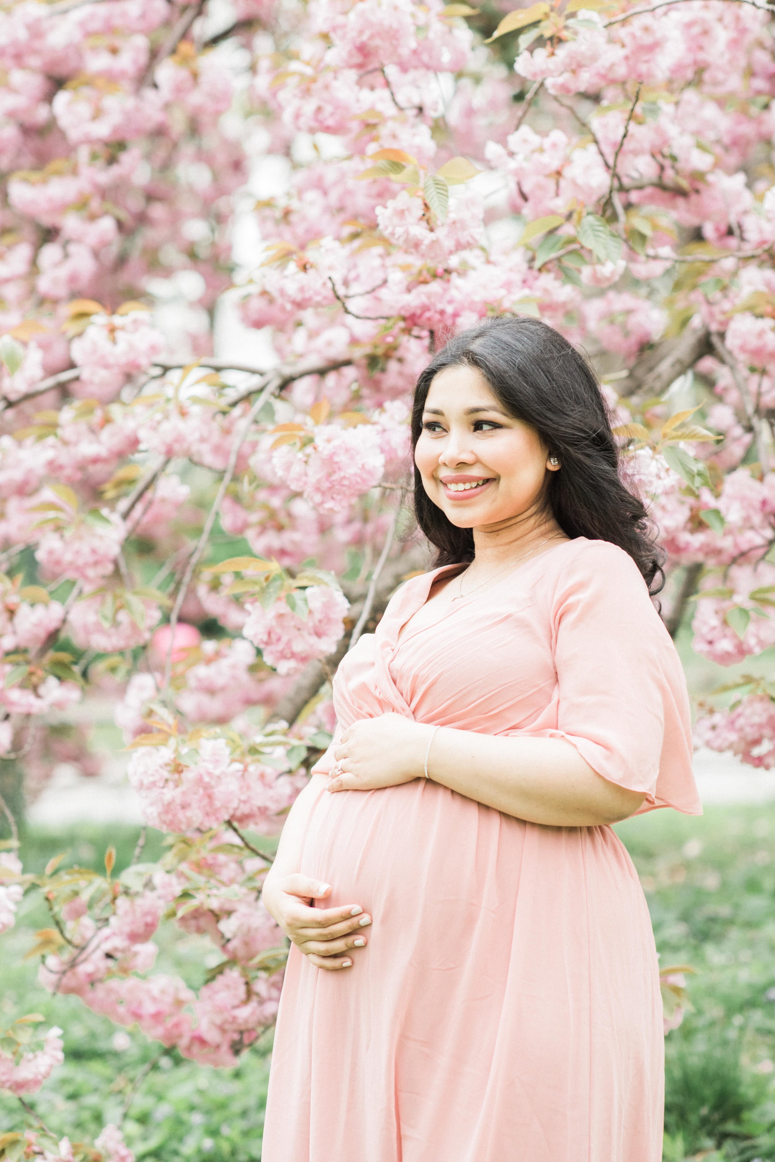 Cherry blossom Maternity, Central park Maternity, pregnant, maternity photoshoot, cherry blossom, pink maternity dress, beautiful maternity photo, maternity photoshoot poses