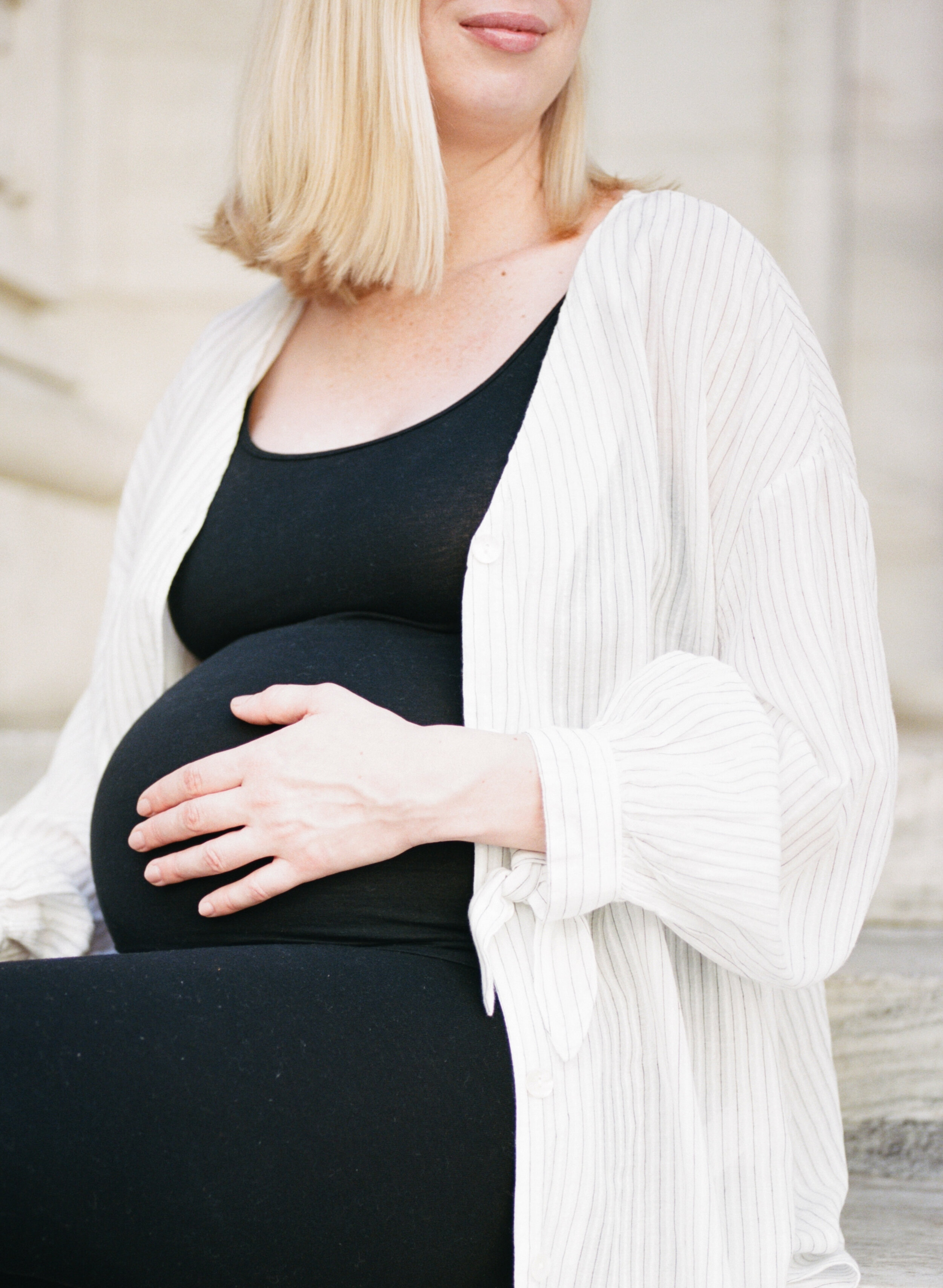 New York Public Library Maternity Session-9.jpg