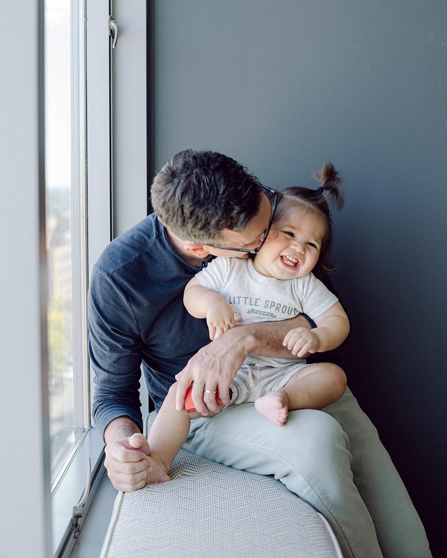 How adorable is this precious little one and his fountain pony! 😍
.
.
.
.
.
.
#nycfamilyphotographer #nycfamily #newyorkfamilyphotography #newyorkfamilyphotographer #manhattanfamilyphotographer #toddlerlife #njfamilyphotographer #hobokenfamilyphotog