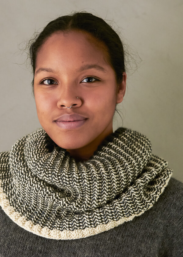 Two-Color Mistake Rib Cowl