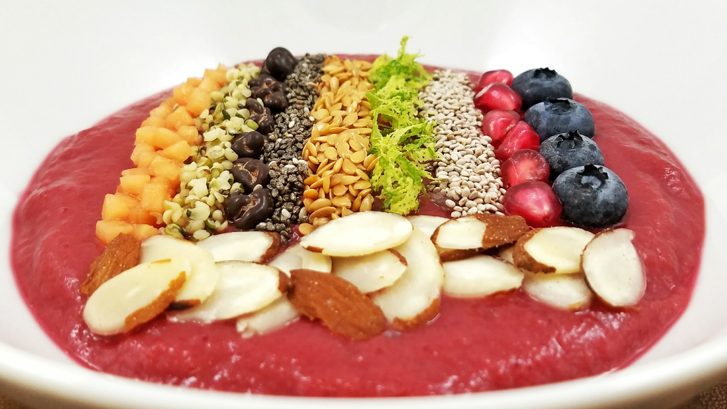SUPER FOOD SMOOTHIE BOWL