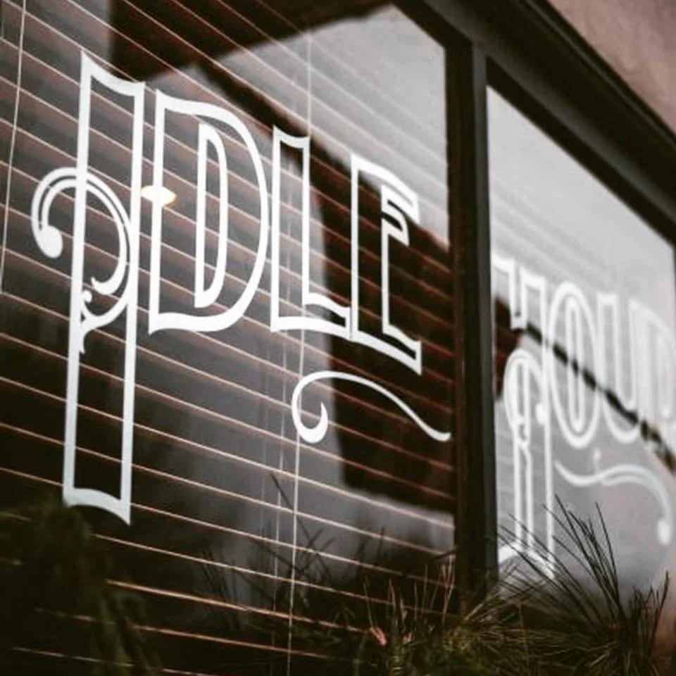 idle hour window.jpg