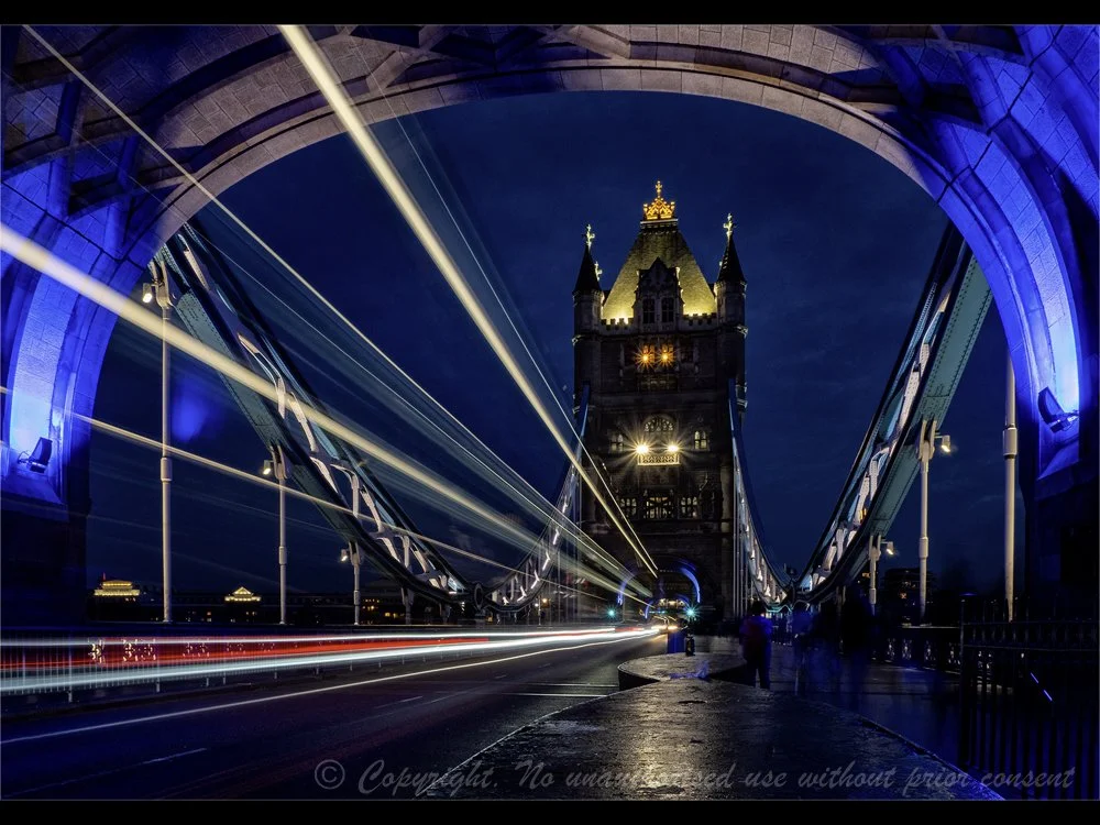 TOWER BRIDGE TRAFFIC - Simon Raynor.jpg