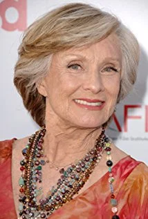 LIZ – Cloris Leachman