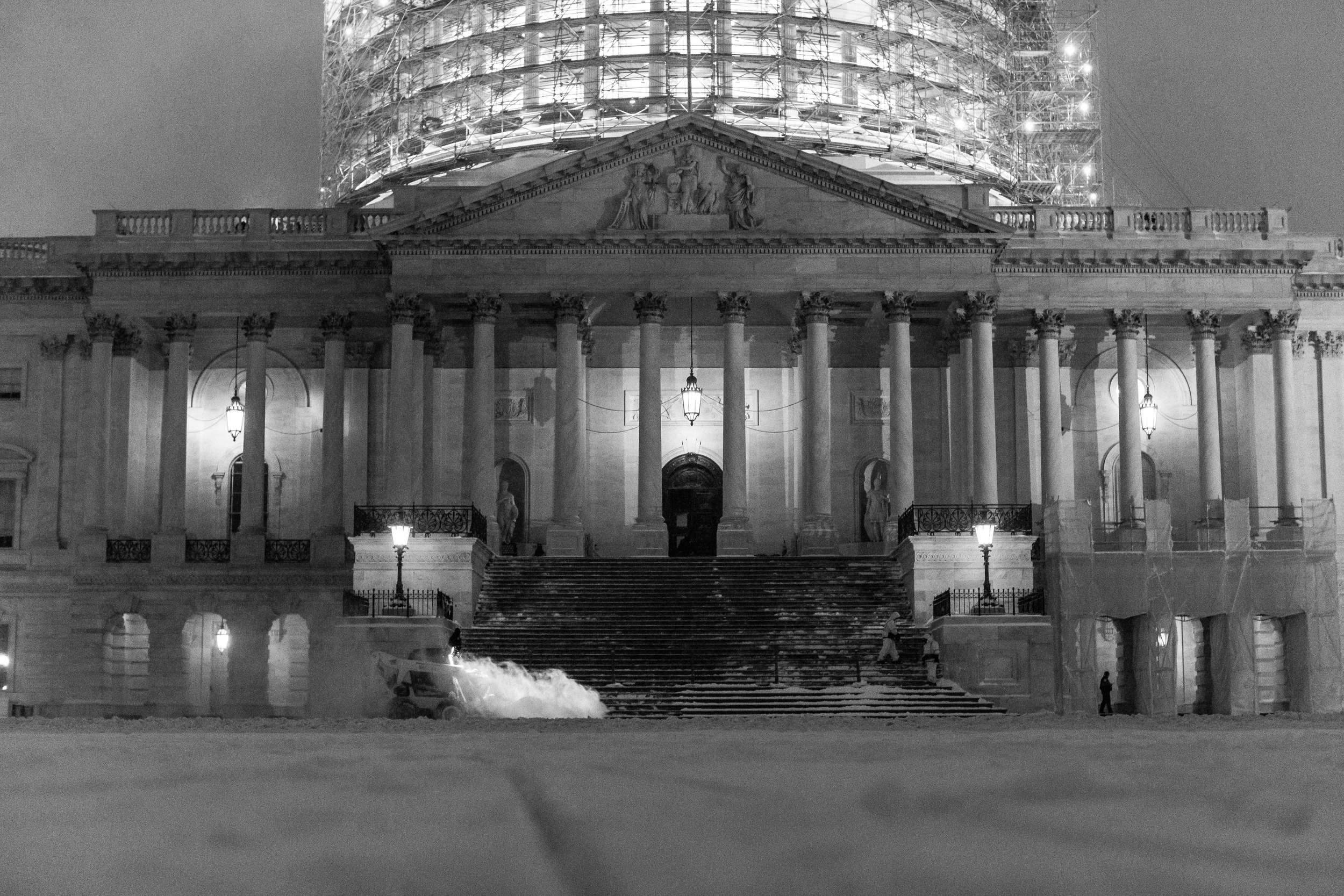  Crews worked constantly to keep snow cleared on the Capitol steps.&nbsp; 