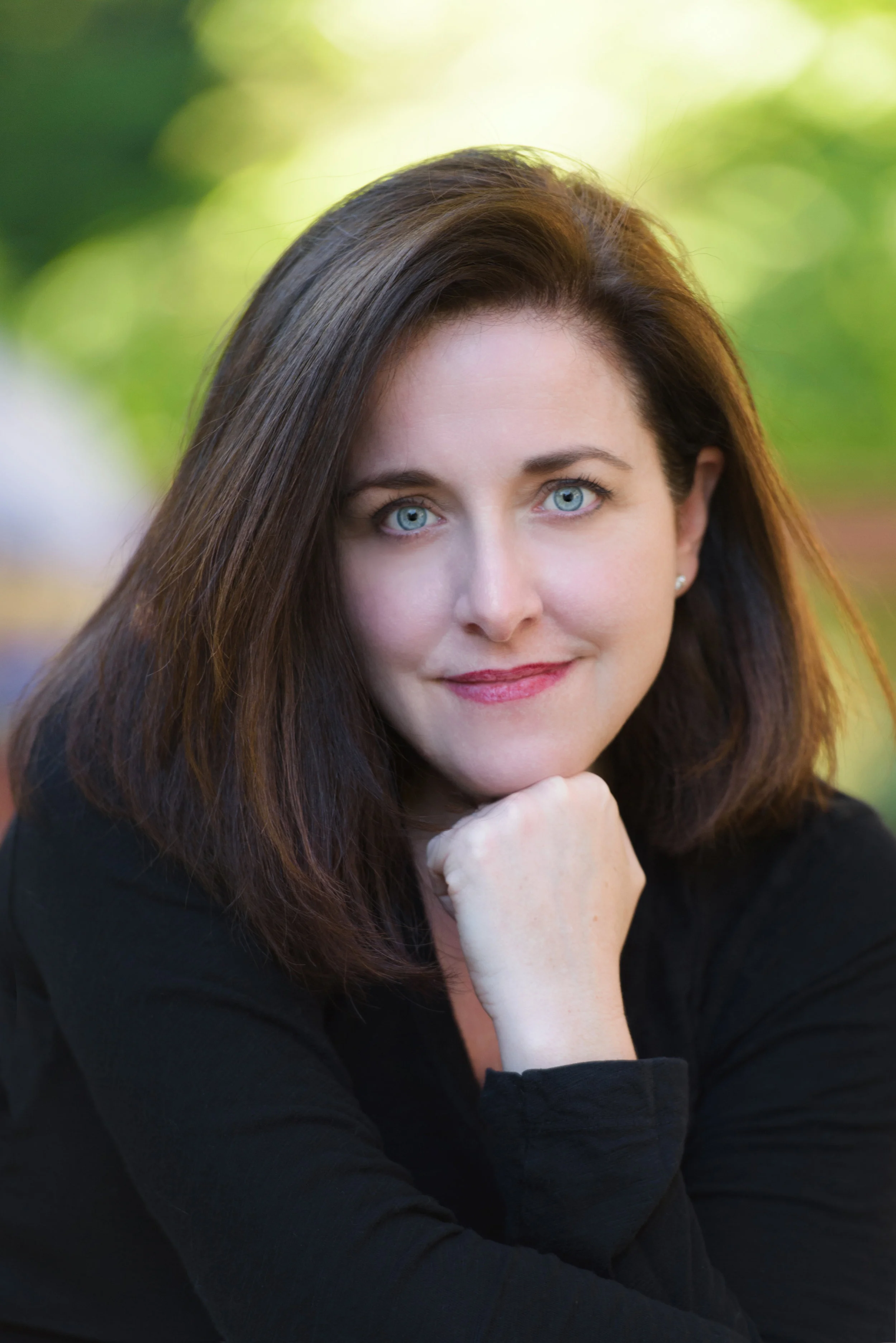 Author photo acknowledgement: Nina Pomeroy Photography . Permission granted to reproduce for promotional purposes. Please credit.