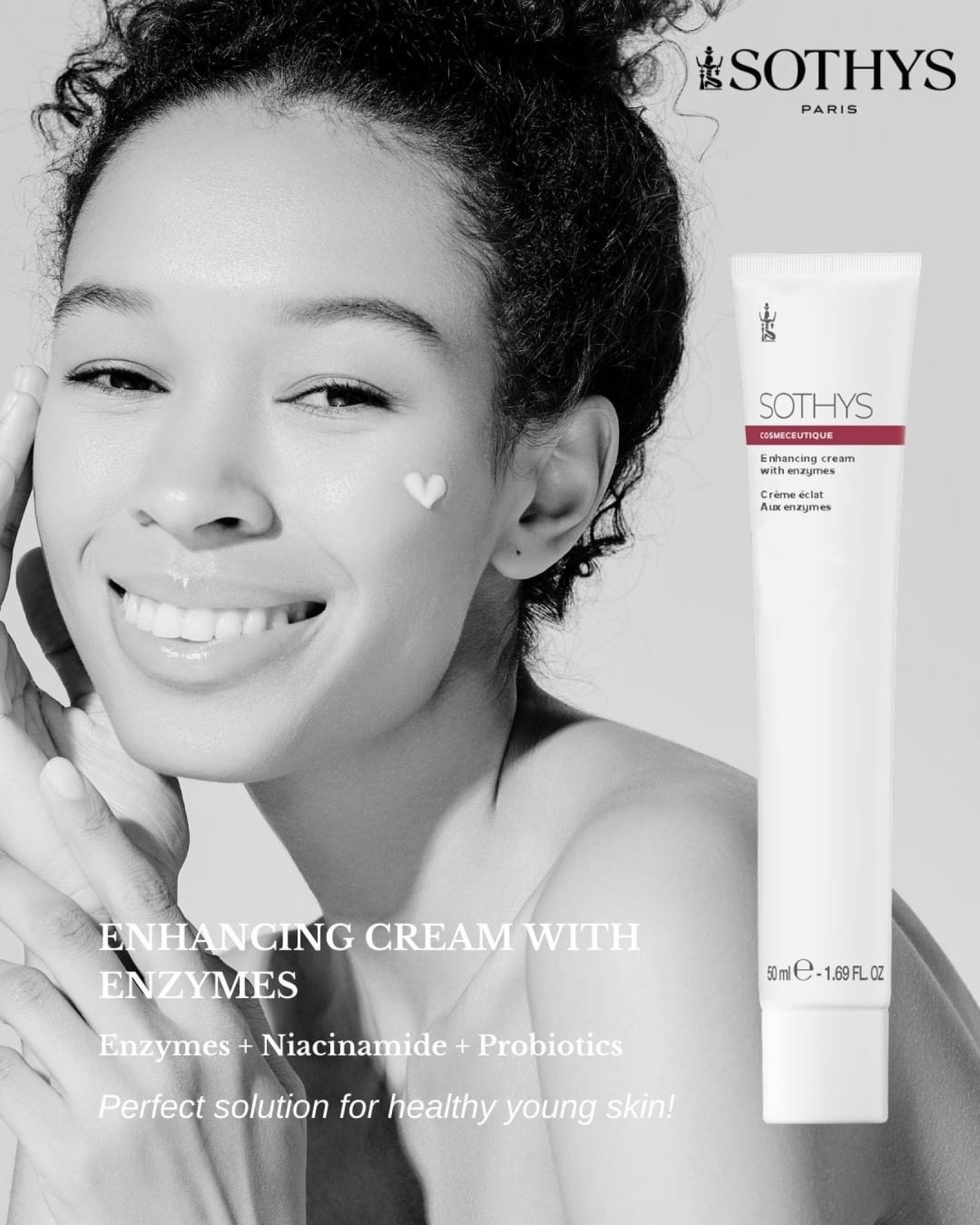 ENHANCING CREAM WITH ENZYMES
This multi-active cream formulation can be used for all skin types as either a day cream on its own, or at night combined with any of the SOTHYS Dermoboosters to support individual skin issues as recommended by your SOTHY
