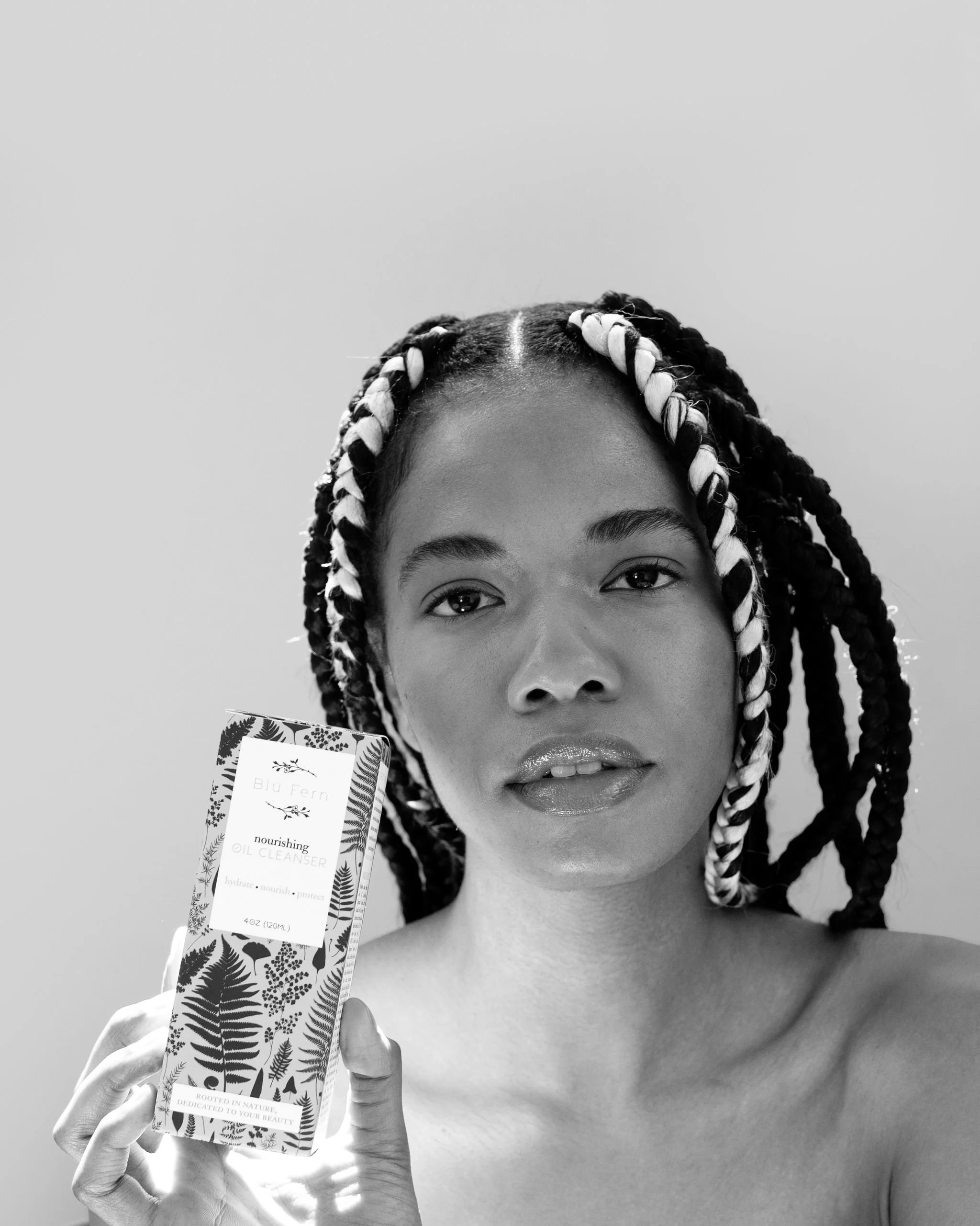 Paige_Newton_BlüFern_Model_143A0159-Edit-2.jpg