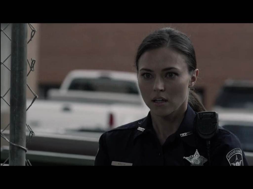  Beautiful deputy ... everyone's beautiful in this of course, but I see a lot of Injun in her (and like what I see) 