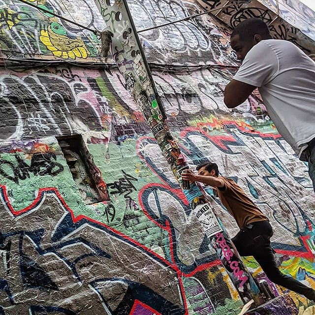 #whatsbehindme #streetart #bostongraffiti #centralsquare