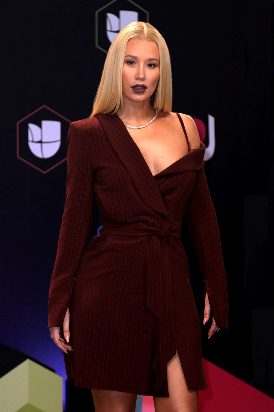 01-Iggy-Azalea-attends-the-Univisions-Premios-Juventud-2017-billboard-1240.jpg