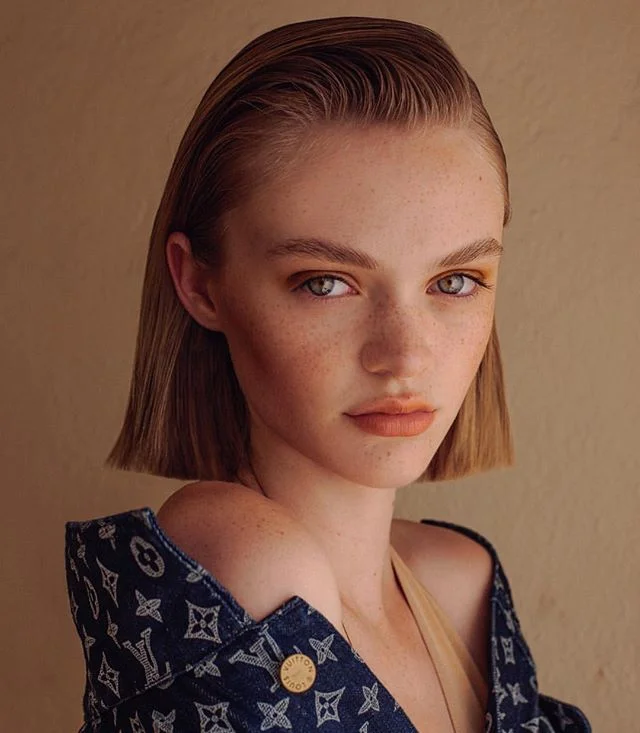 @thomkerr shoots @gray.harris from @freedommodelsla 🌞 Beauty @amberdmakeup : Hair @hairbyiggy using @love_amika #thomkerr #gosee #naturallight #louisvuitton #freshface"