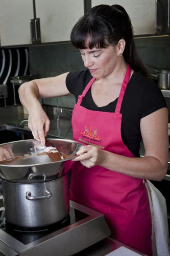 Apron pink JP brand-main.JPG