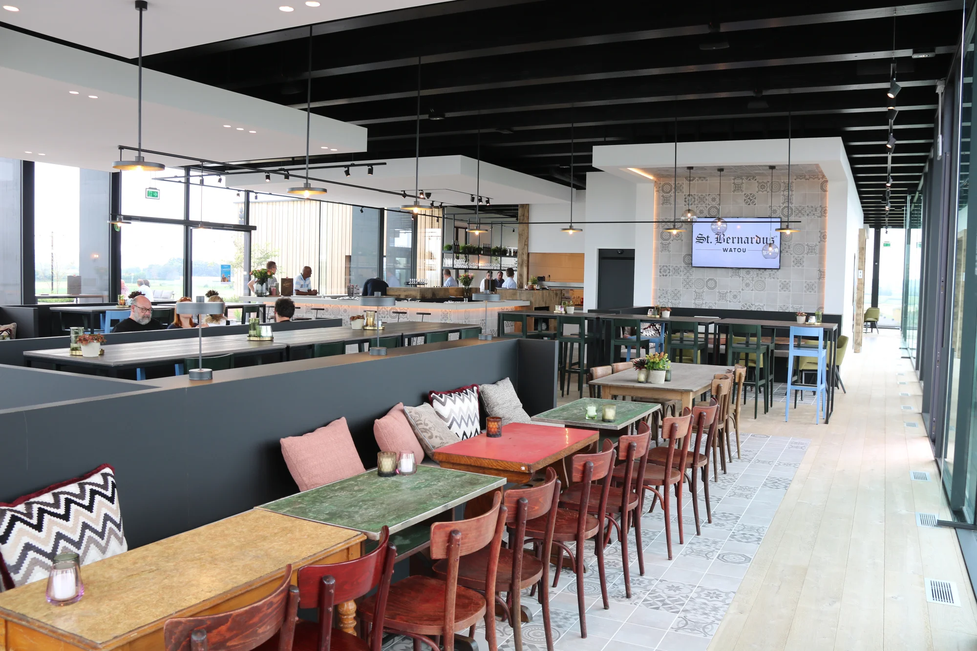 maatwerk Bar Bernard Watou