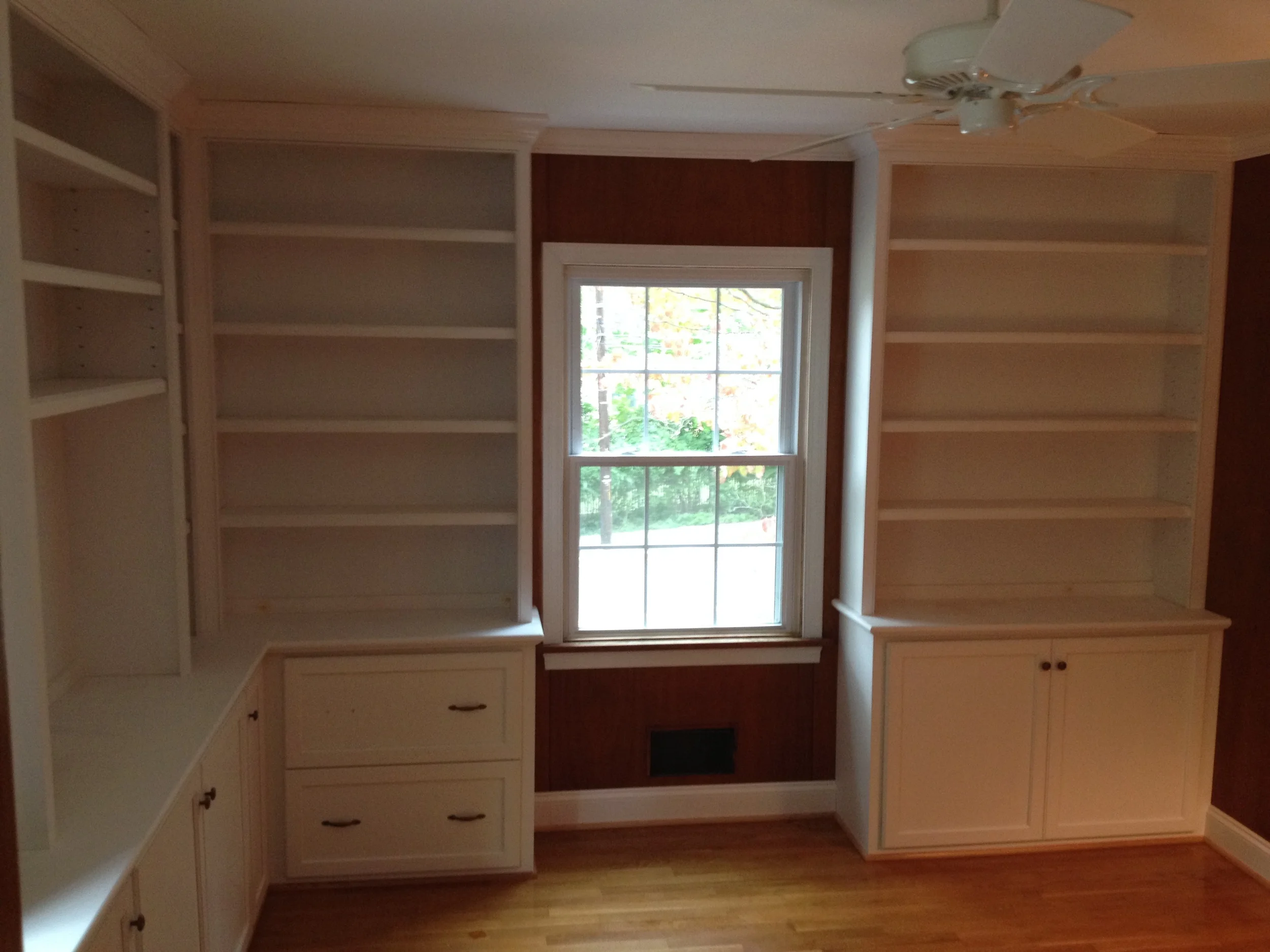 Other wall of mixed us room showing space for tv.