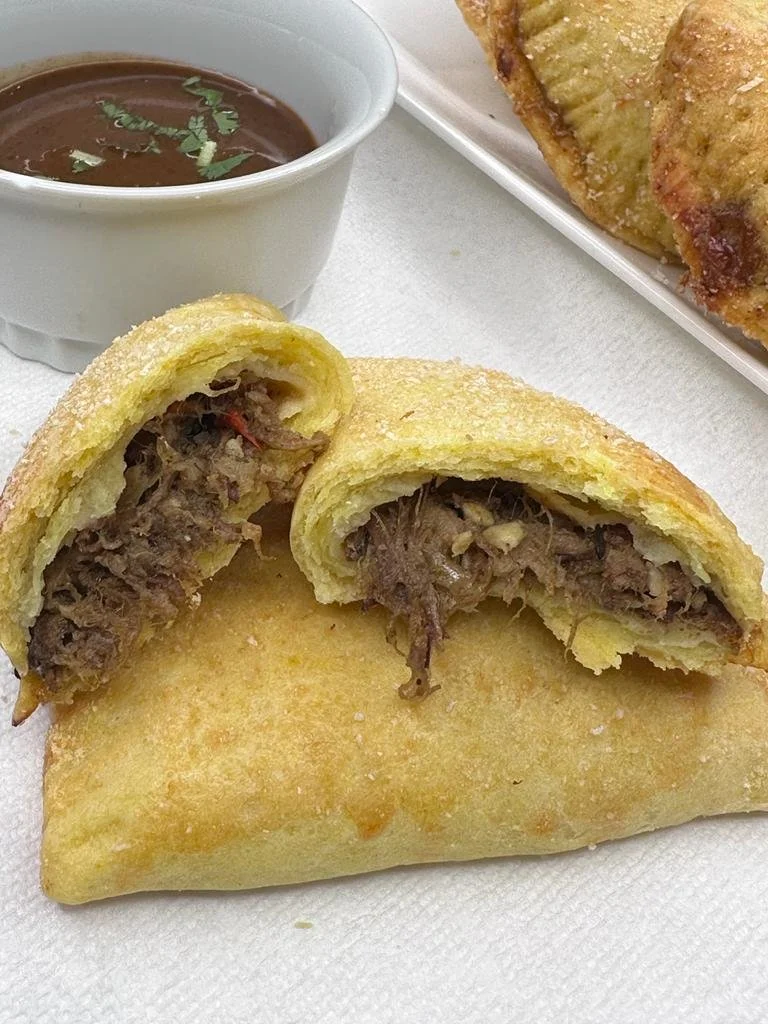 WhatsApp Image 2023-11-10 at 9.15.44 PM (4).jpeg