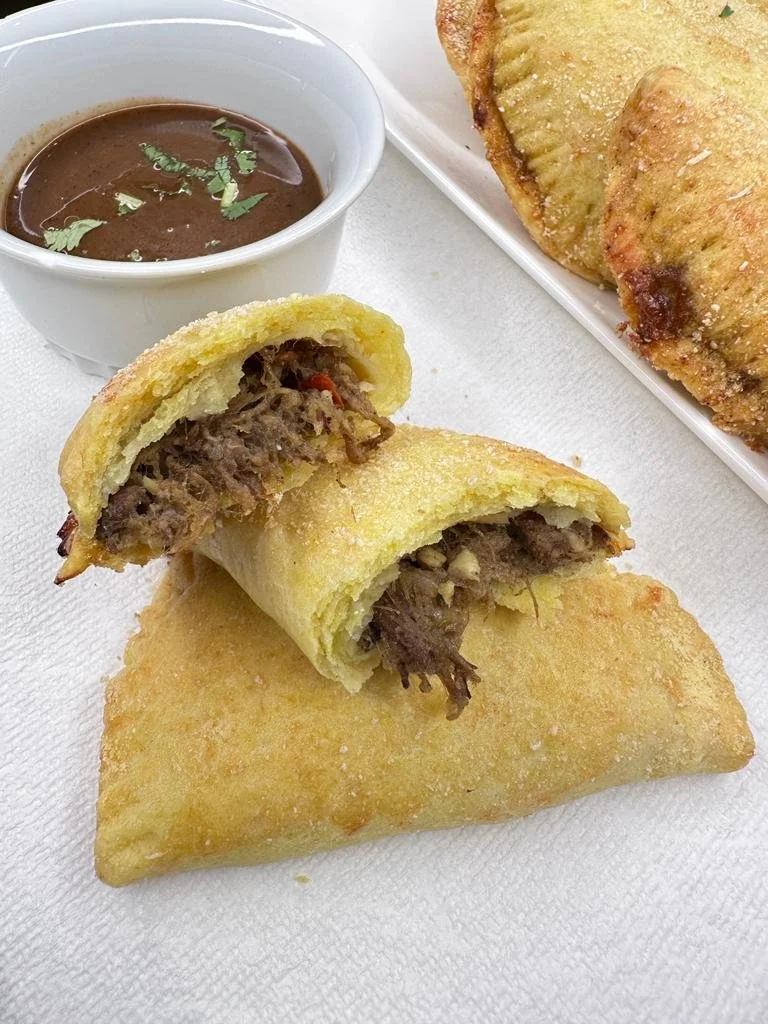 WhatsApp Image 2023-11-10 at 9.15.44 PM (1).jpeg