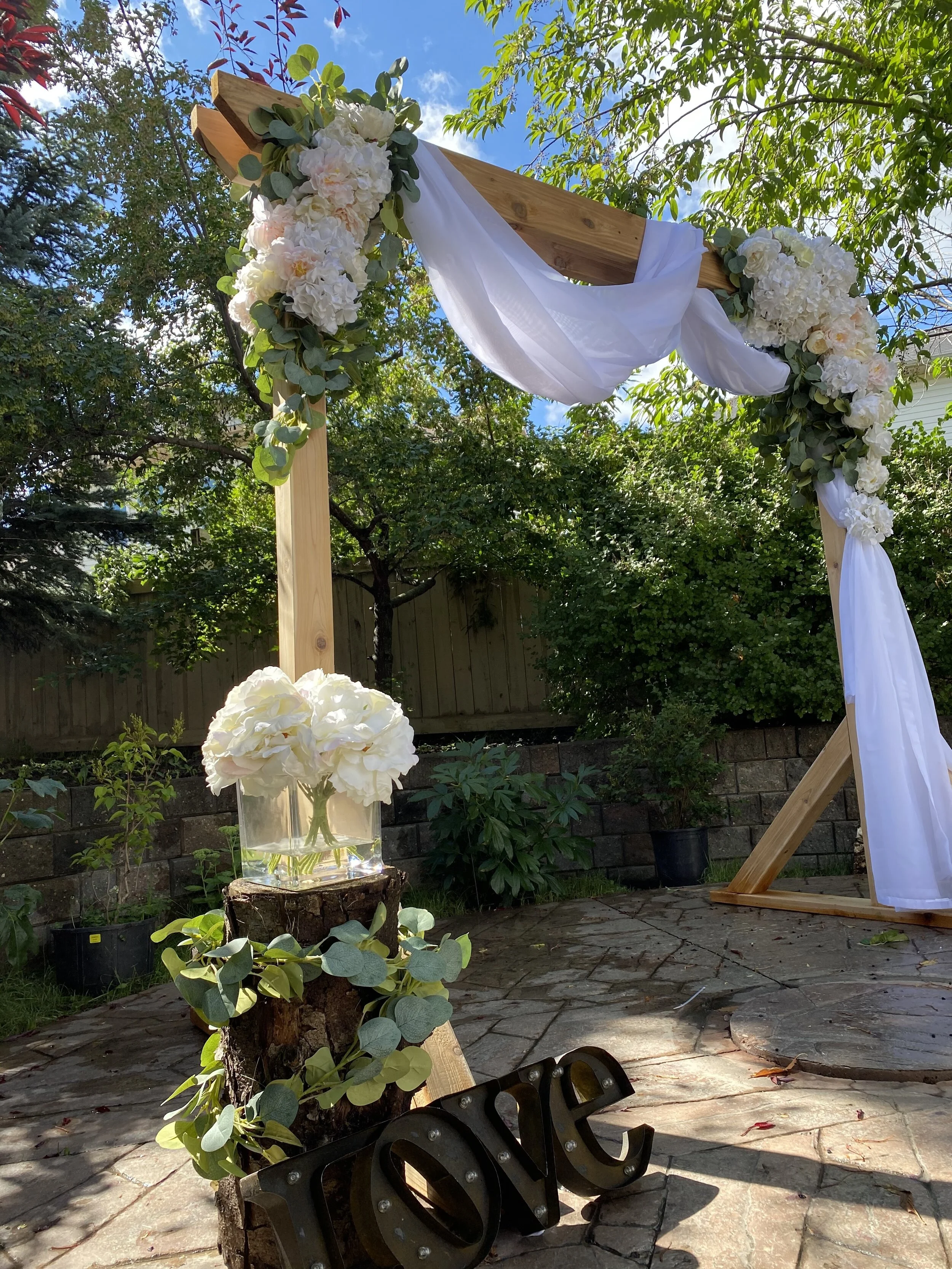 2021 Restriction Friendly Wedding Decor Packages