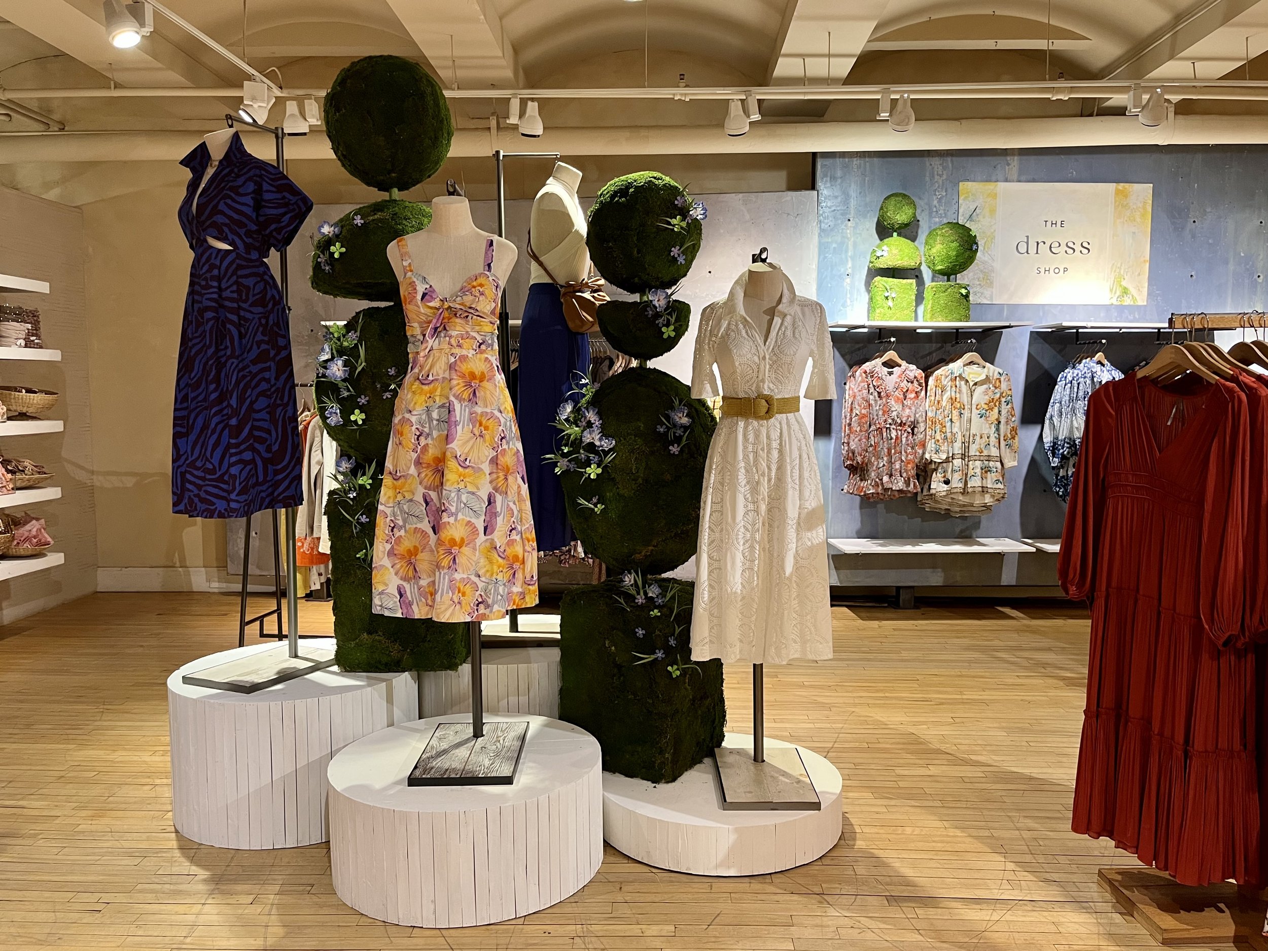 Dress Shop Topiaries & Platforms