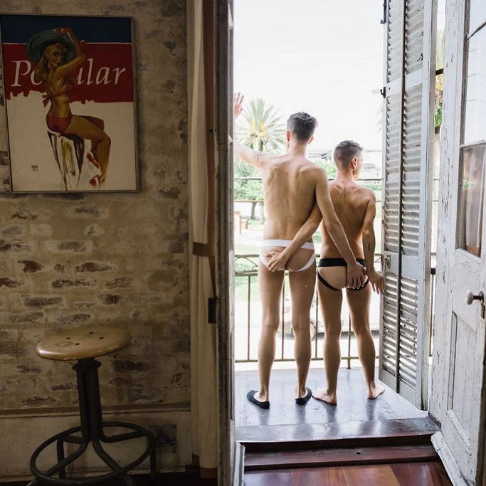 Sun&rsquo;s out ☀️ buns out 🍑