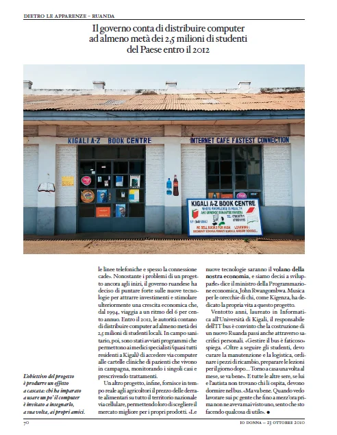 ICT bus in Rwanda. In Io Donna , Italy.