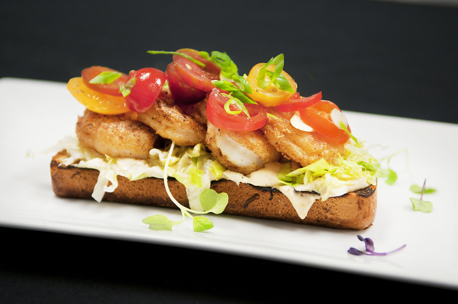 Shrimp po' boy.