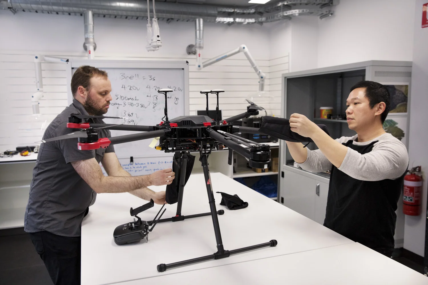 TadejZnidarcic_ConservationDrones_Australia_Lenovo_02.jpg
