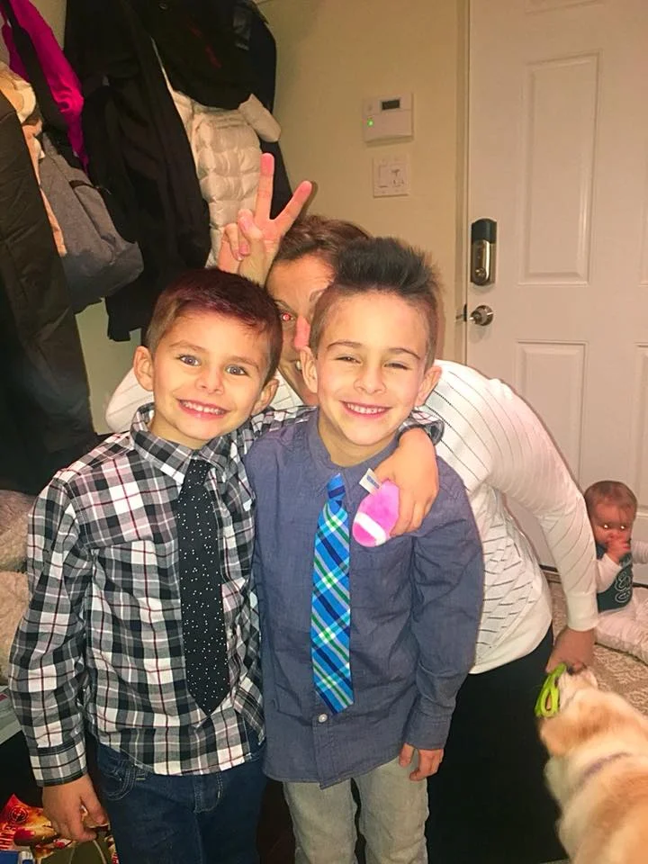 Leo (left), Eli (right)
