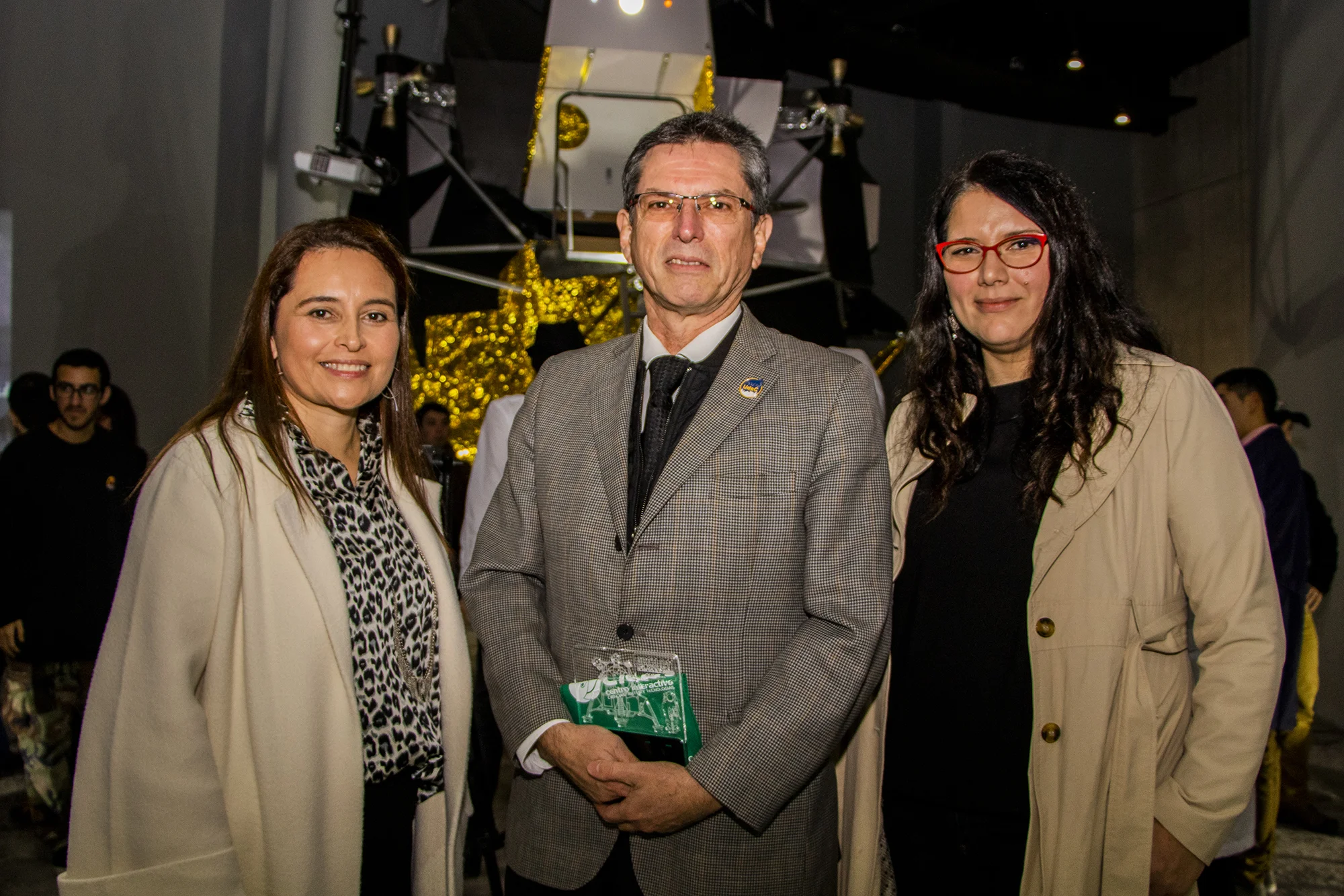 Sociales 05 - Inauguración Apollo CICAT.jpg