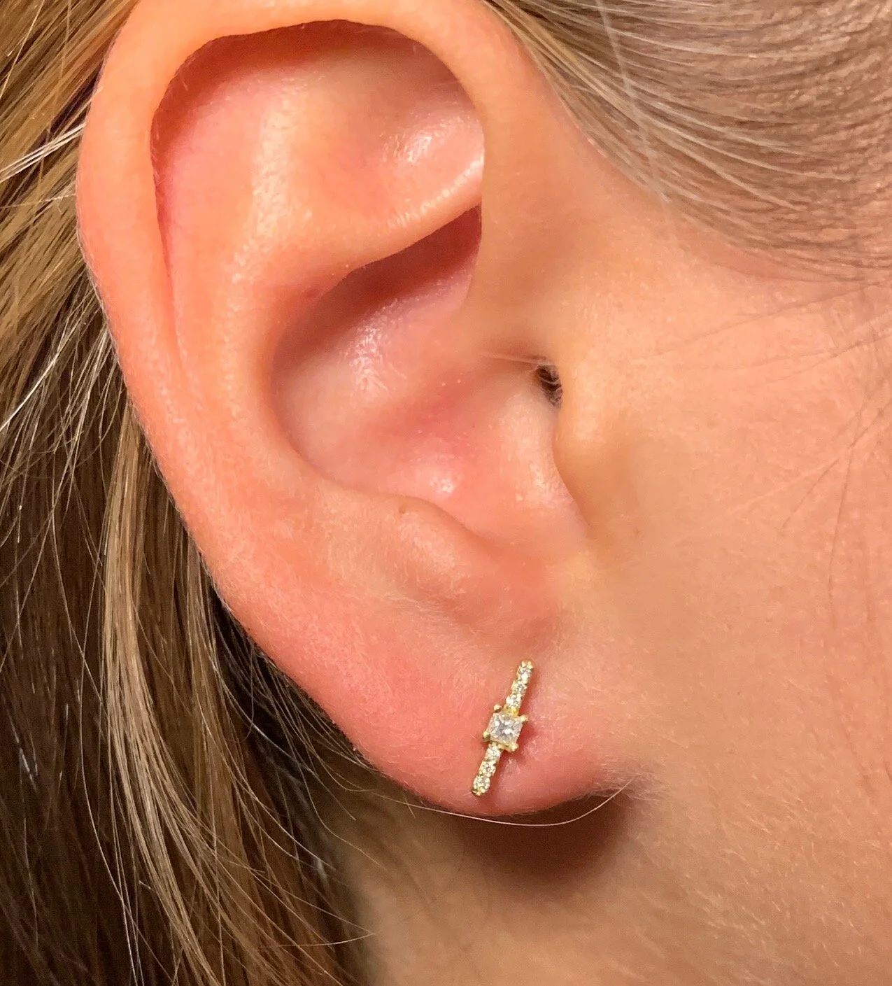 TATE Shine Earrings 04.jpeg