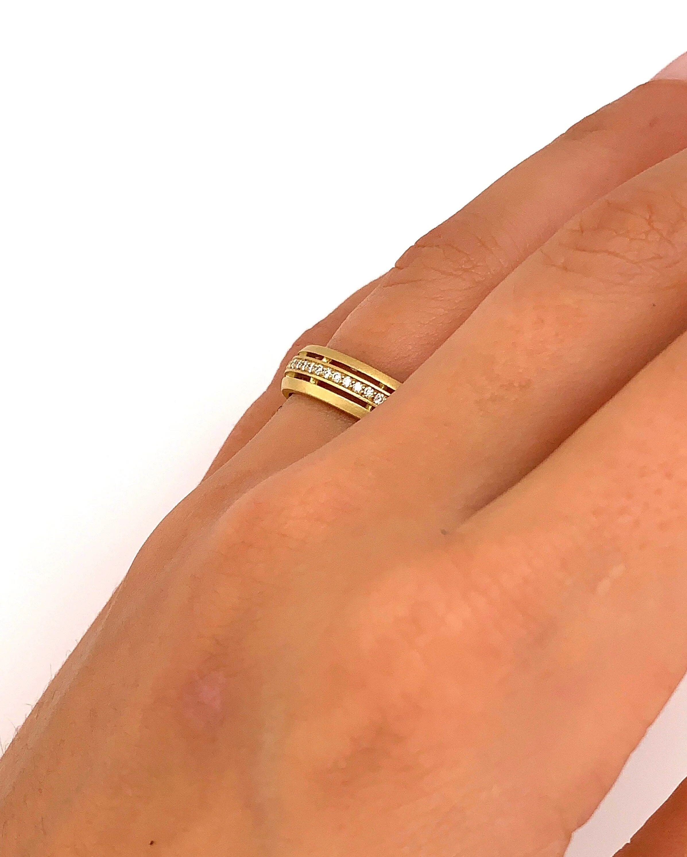 TATE Diamond Fence Ring 03.jpeg