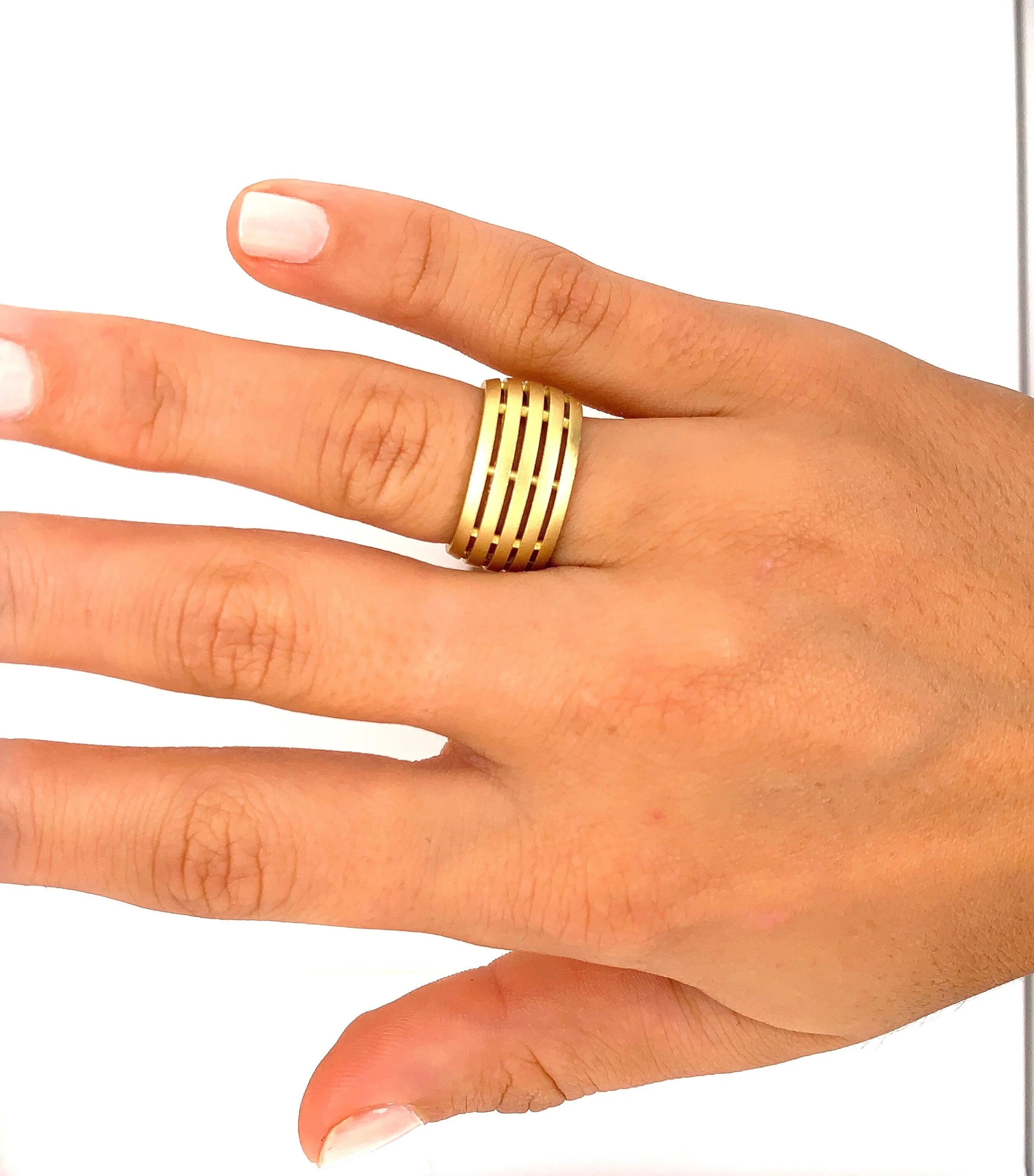 TATE Wide Fence Band 03.jpeg