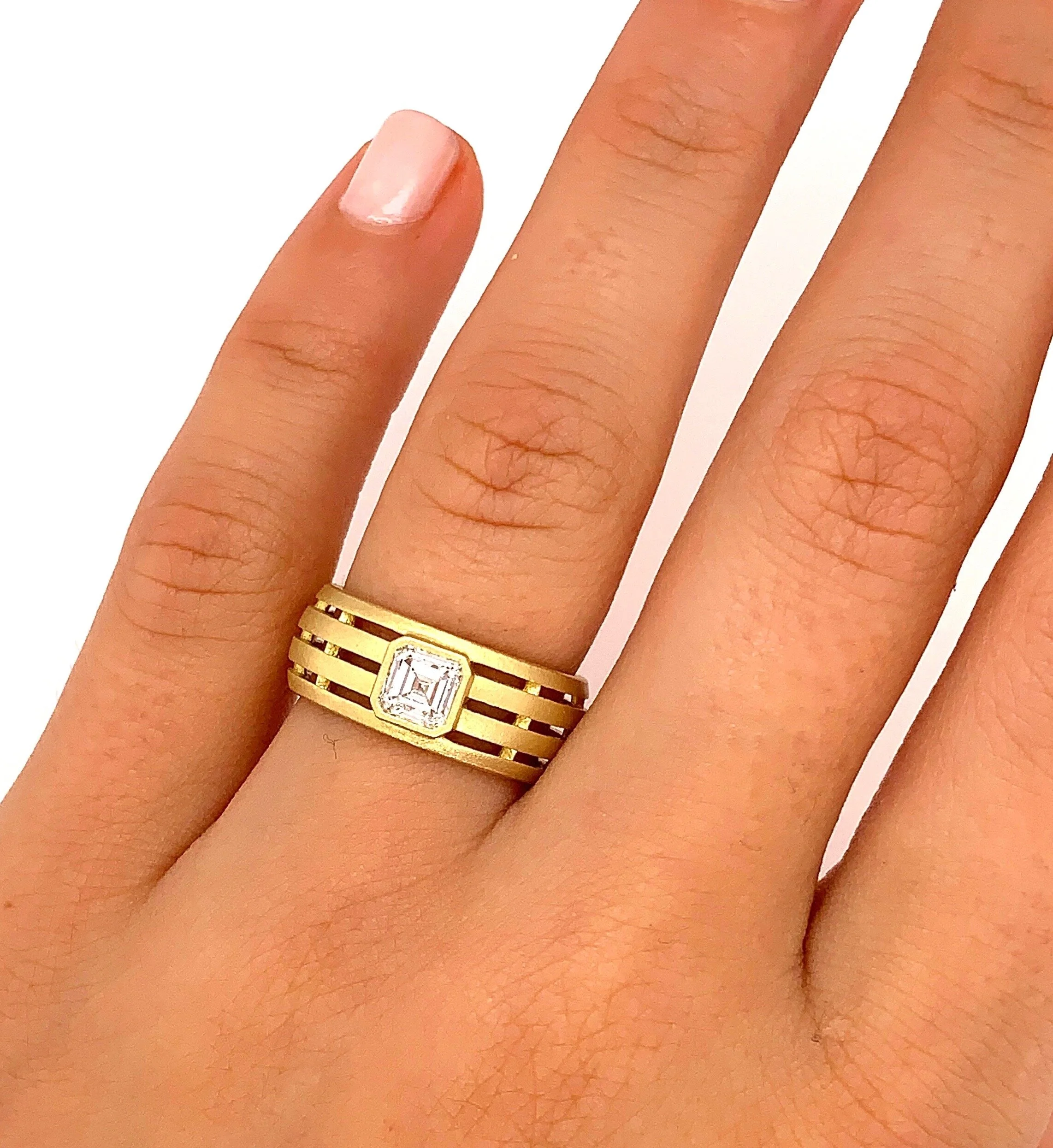 TATE Ascher Cut Fence 03.jpeg