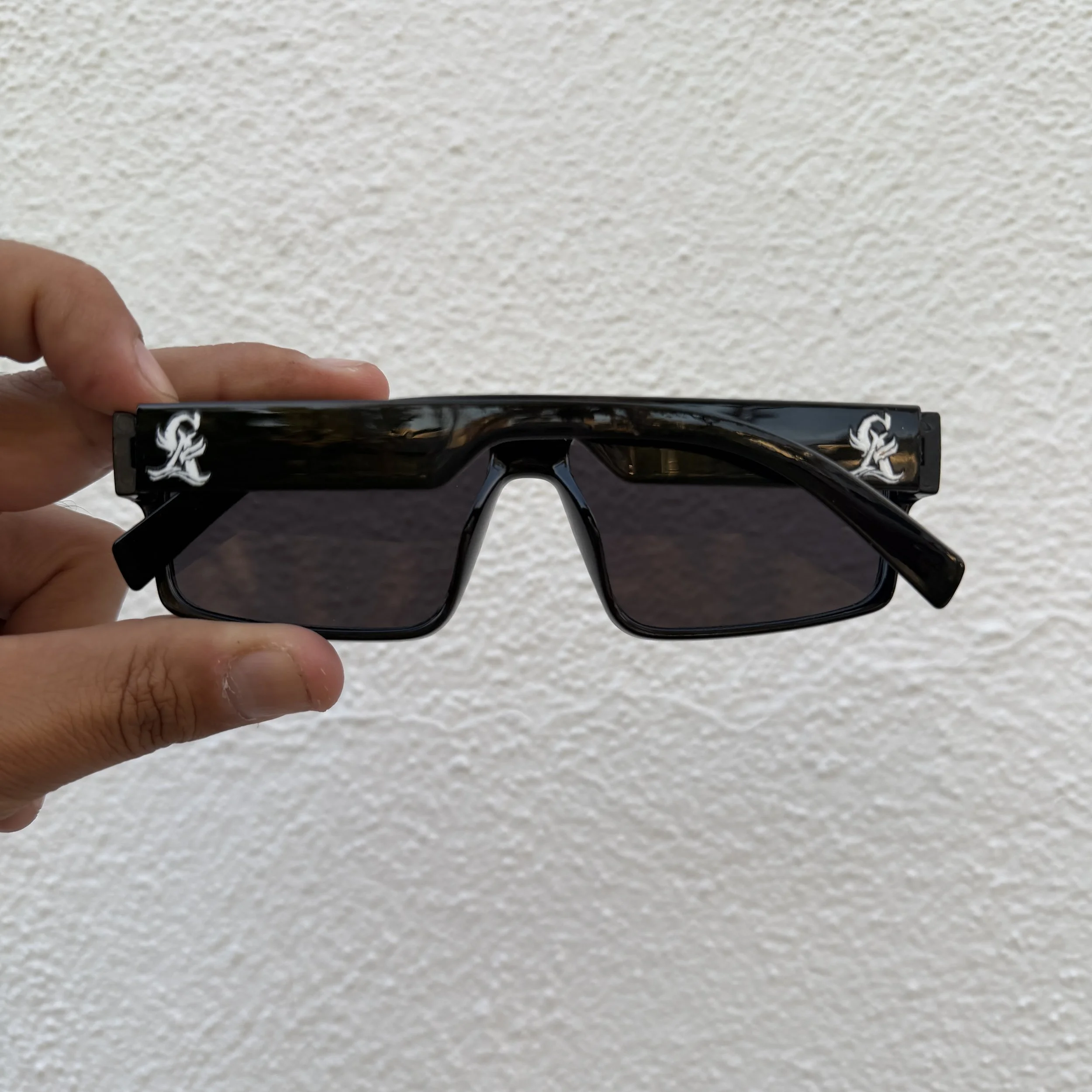 shades 3.JPG