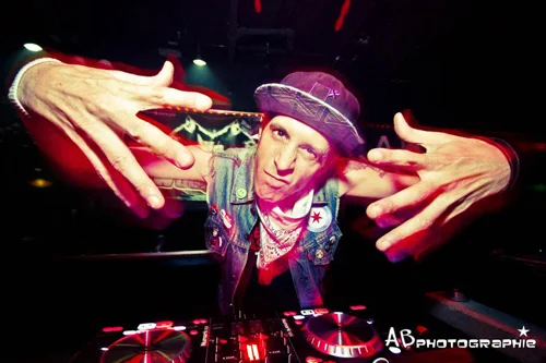 DJ SOLO